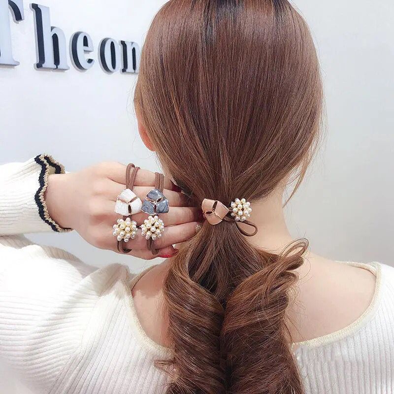 1 Pcs Fashion Pearl Flower Hair Rope(Random Colour)