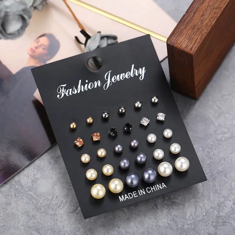 15 pairs ple Pearl Studded Earrings Set