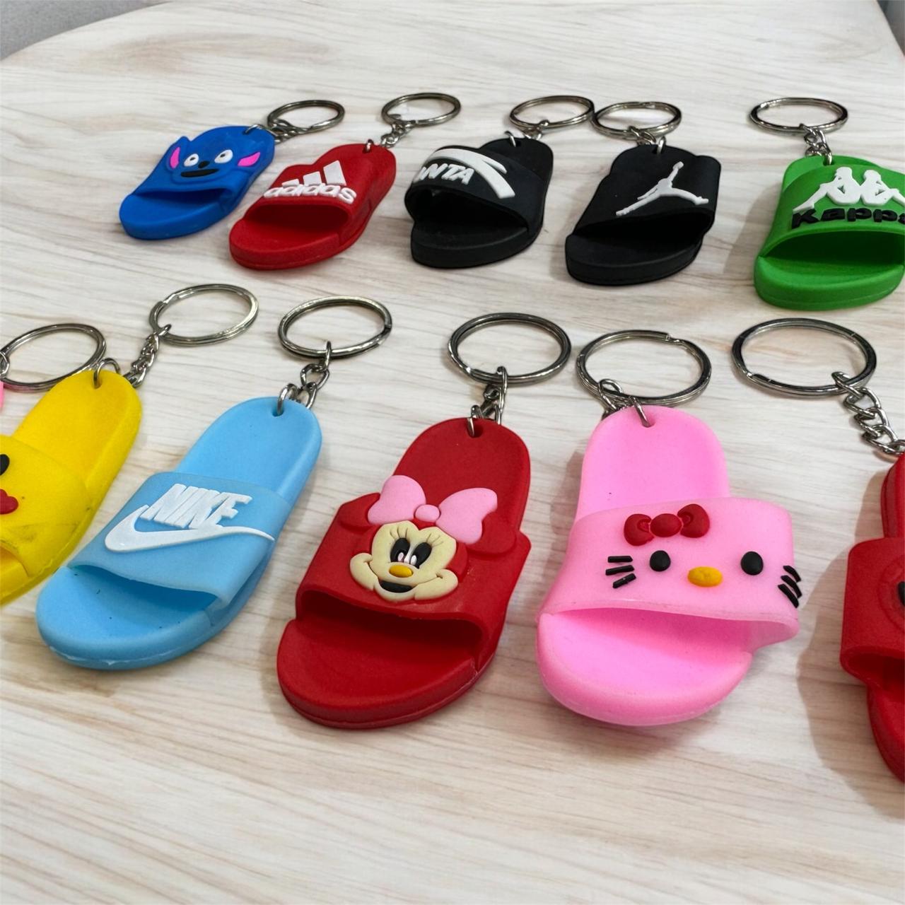 1 Pcs Mini Cartoon Rubber Slipper Keychain(Random Design)