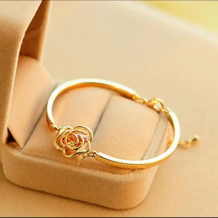 Women Golden Flower Crystal Rose Bangle Cuff