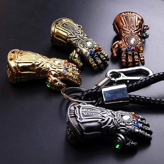 1Pcs Avenger's Thanos Hand Keychain