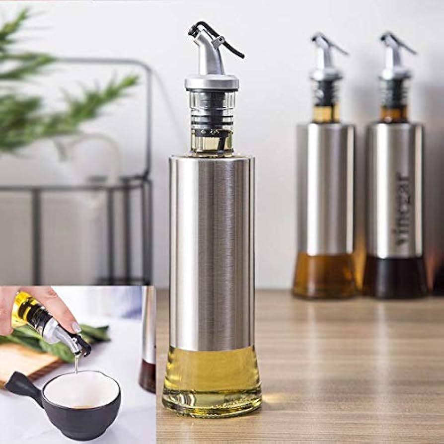 Modern Glass Oil Dispenser with Sprinkler Cap – 300ML