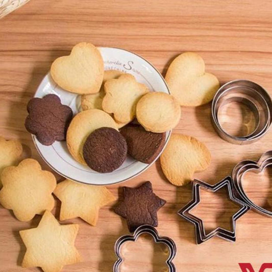 12-Piece Stainless Steel Cookie,Pastry, and Fruit Cutters Set