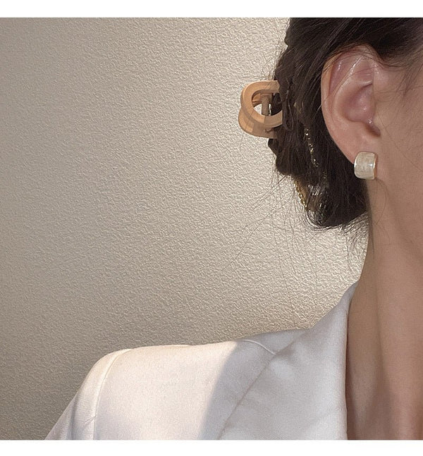 Feminine Wavy Shape Ear Jewelry
