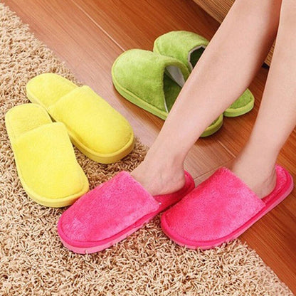 Winter Soft Cotton Slippers & Anti-Slip Floor Furry Slippers(Free Size, Random Color, Random Design)