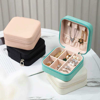 Jewelry Travel Organizer,Portable Small Jewelry Boxes Traveling Essentials for Women